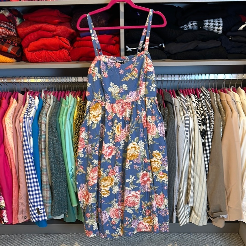 Torrid blue/pink floral smocked back 2 pocket midi dress size 00 (medium)